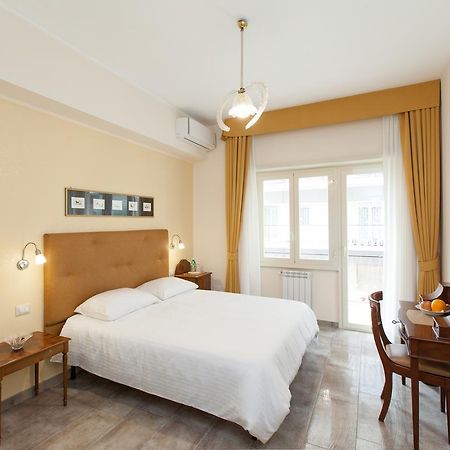 רומא Anice Guesthouse מראה חיצוני תמונה