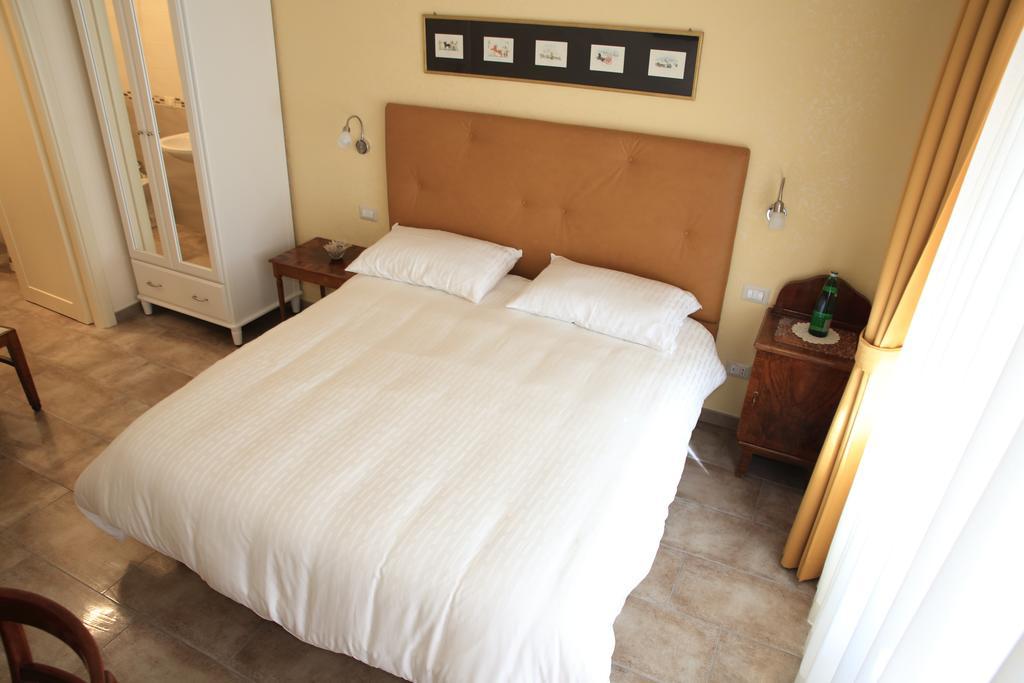 רומא Anice Guesthouse מראה חיצוני תמונה