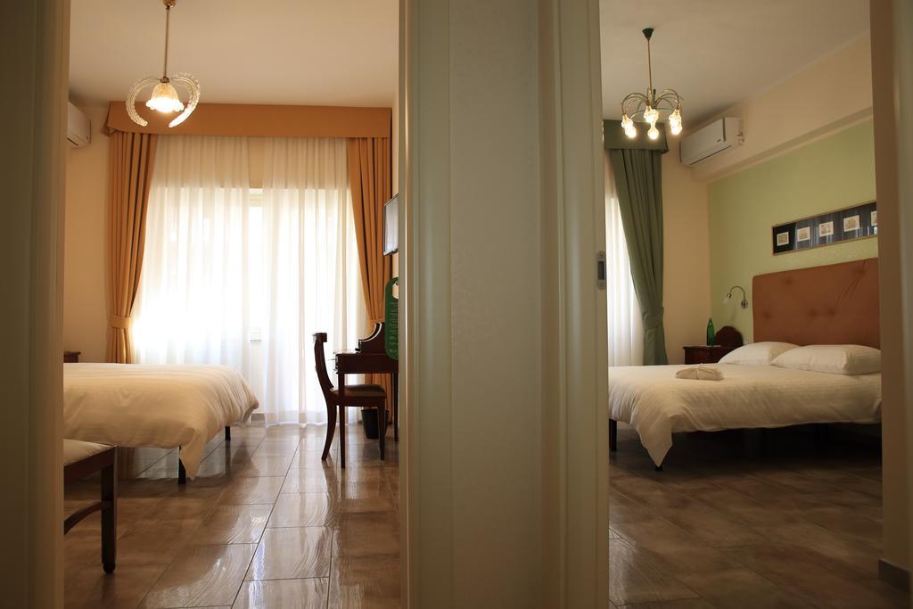 רומא Anice Guesthouse מראה חיצוני תמונה