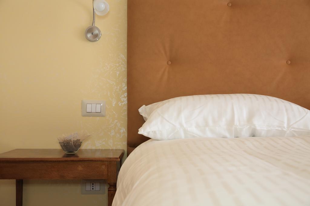 רומא Anice Guesthouse מראה חיצוני תמונה
