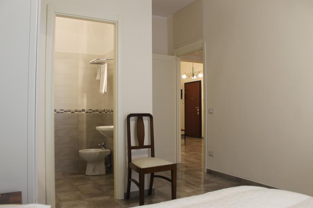רומא Anice Guesthouse מראה חיצוני תמונה