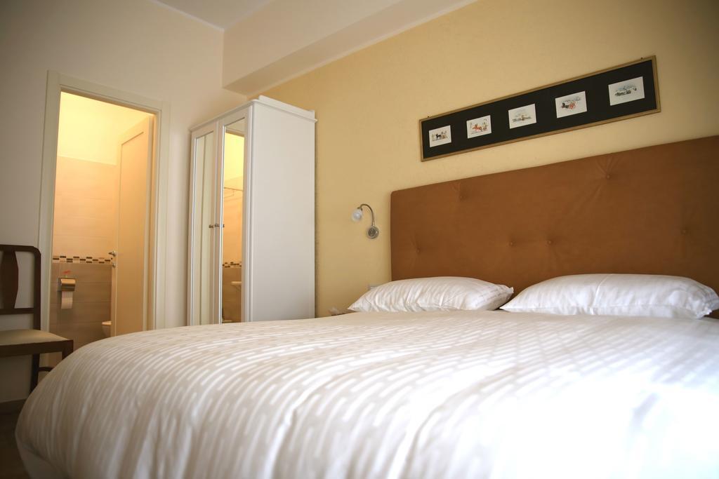 רומא Anice Guesthouse מראה חיצוני תמונה